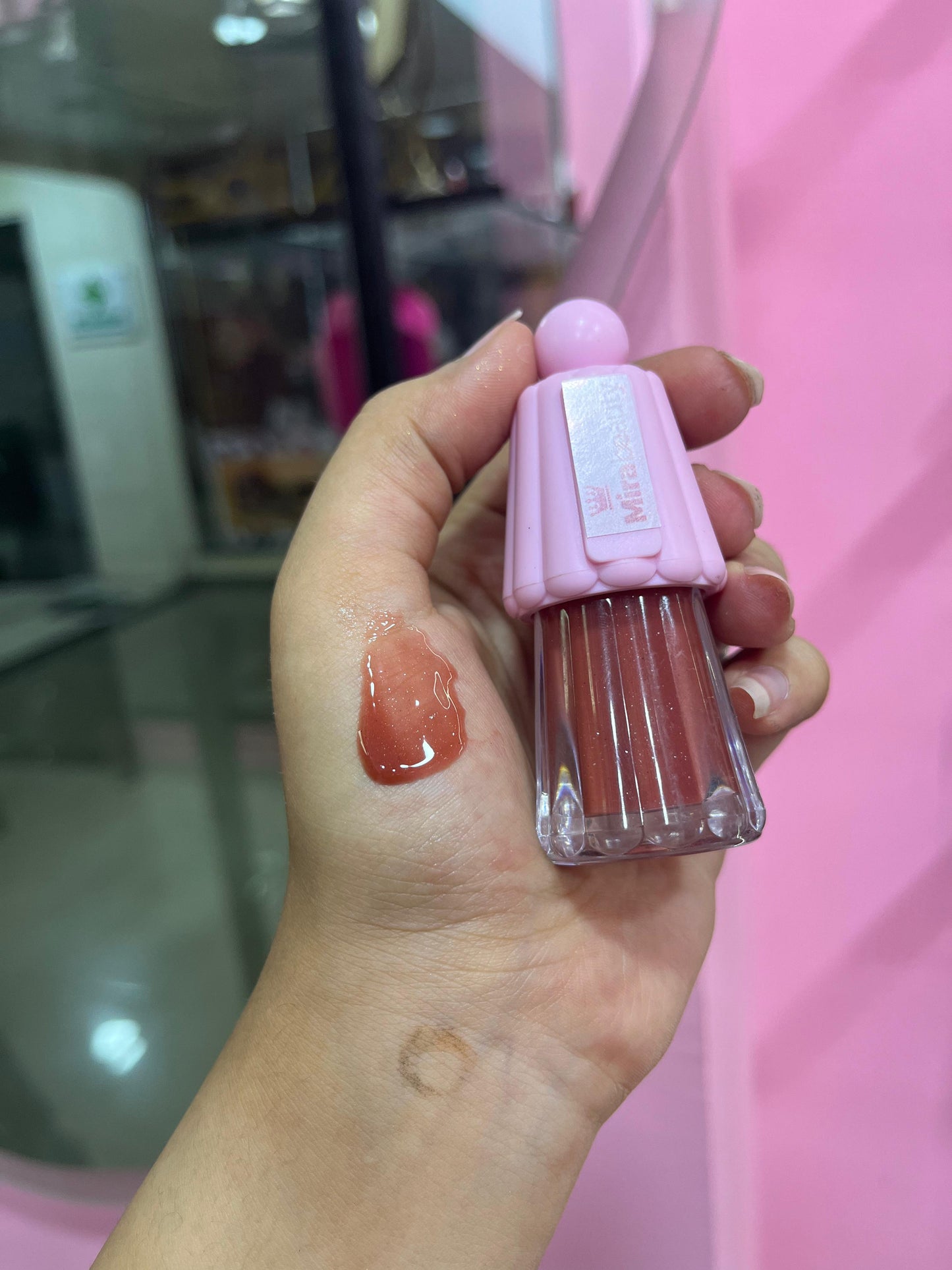 Lipgloss & Big brush
